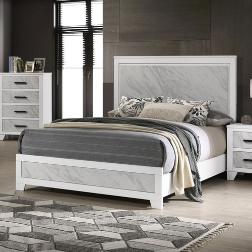 Darlene 4 Pc. Queen Bedroom Set / FM72018WH-Q-4PC