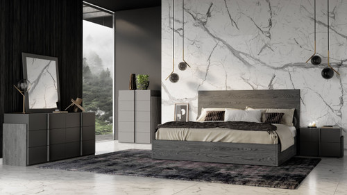 Eastern King Nova Domus Lucia - Italian Modern Matte Grey / Elm Grey Bedroom Set / VGACLUCIA-SET-EK