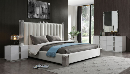 Eastern King Modrest Token - Modern White & Stainless Steel Bedroom Set / VGVCBD815-SET-WHT-EK