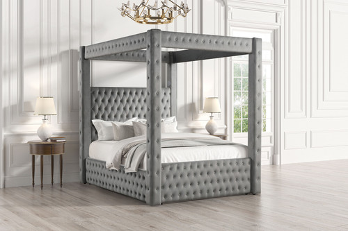 83.5"W X 88"D X 87.5"H E.King Bed, Gray / CM7482GY-EK-BED