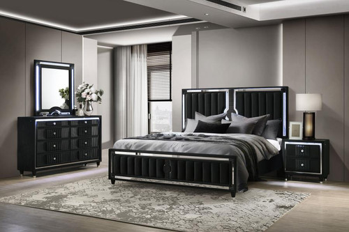 Ravenne 4-piece Velvet Upholstered Queen LED Bedroom Set Black / CS-223191Q-S4