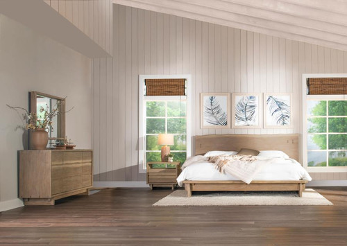 Stillwater 4-piece Eastern King Bedroom Set / CS-222801KE-S4