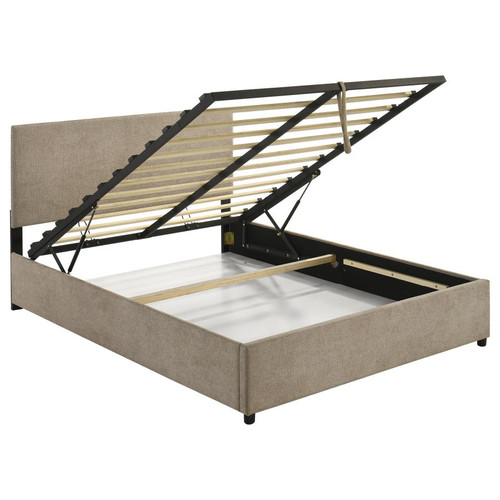 Reeves Upholstered Queen Lift-Top Storage Platform Bed Tan / CS-315918TANQ