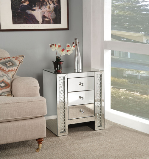 Nysa Accent Table / 82778