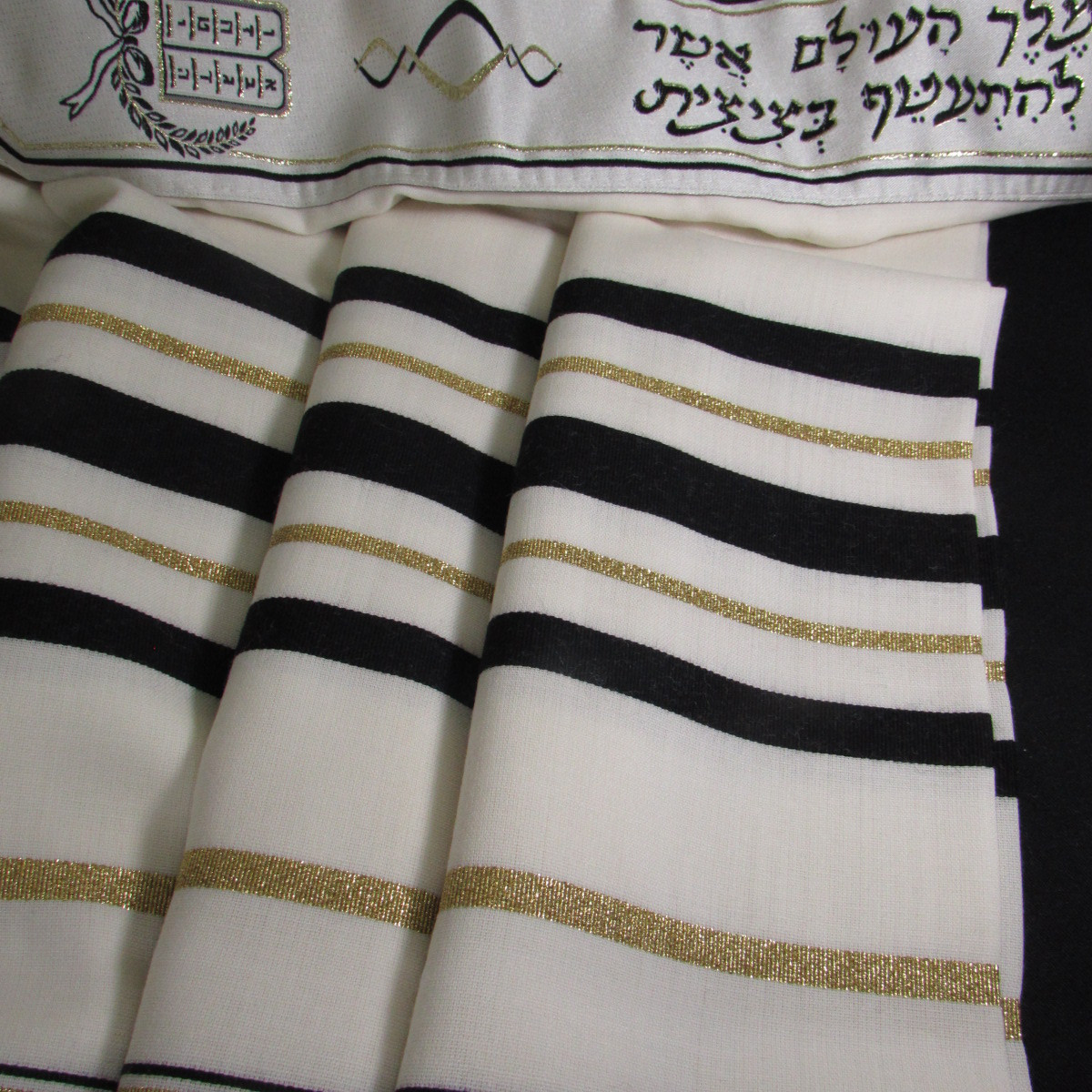 Prima A.A. Black-Gold Wool Tallit