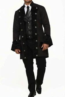 Vorderansicht der schwarzen Baumwolljacke mit Samtborte und Metallknöpfen
