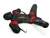 Ausgebreiteter Fixierungsanzug aus schwarzem Leder mit roten Arm- und Beinbändern.