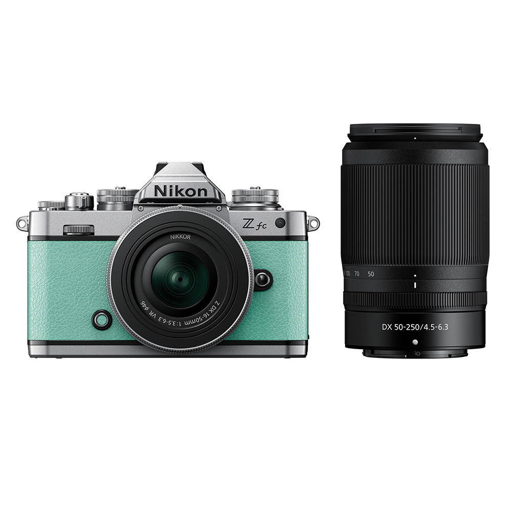 Kit Nikon Z Fc + Obiettivi 16-50mm E 50-250mm + Adattatore FTZ II – Fotocamera Ibrida Stile Retrò Con Mirino Tondo E Controlli Analogici