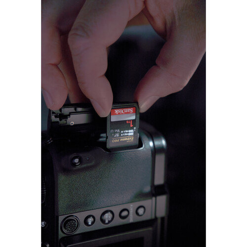 SDXC 128GB Rugged UHS-II V60 Memory Card (4804947 - View #8