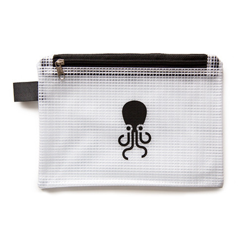 TENTACLE POUCH IN BLACK