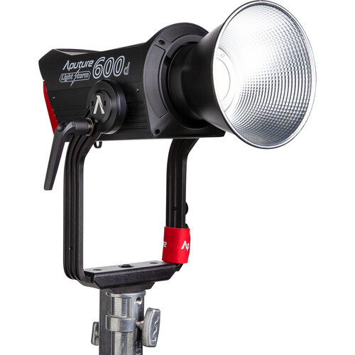 Aputure LS 600d COB LED Light - Standard (V-Mount)