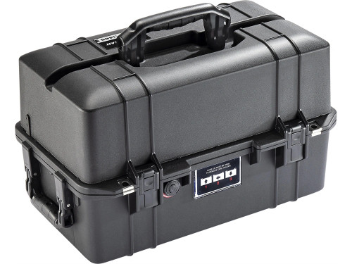 Pelican 1465 Air Case without Foam (Black)