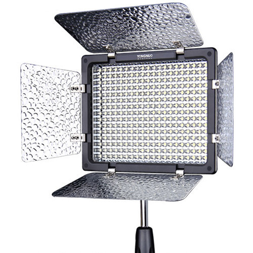 Yongnuo YN-300 Daylight LED Light Panel