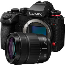 Panasonic Lumix S1RII Full-Frame Mirrorless Camera and S 28-200mm f/4-7.1 MACRO O.I.S. Lens KIT + BONUS CHIPFANCIER CFexpress Type B 512GB Card
