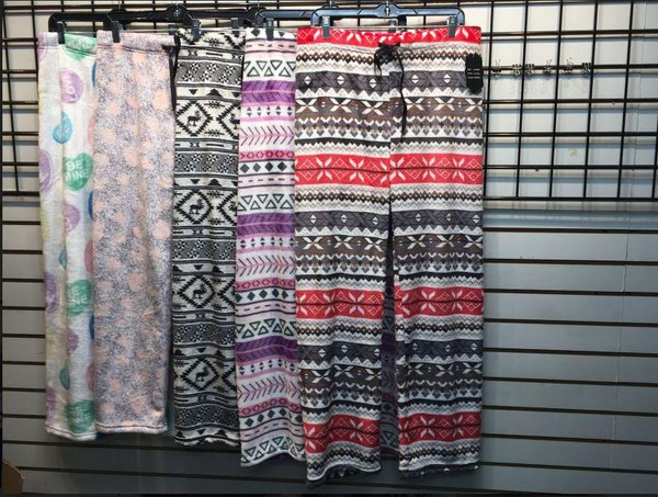 Ladies Plush Print Lounge Pants- Extra Soft
