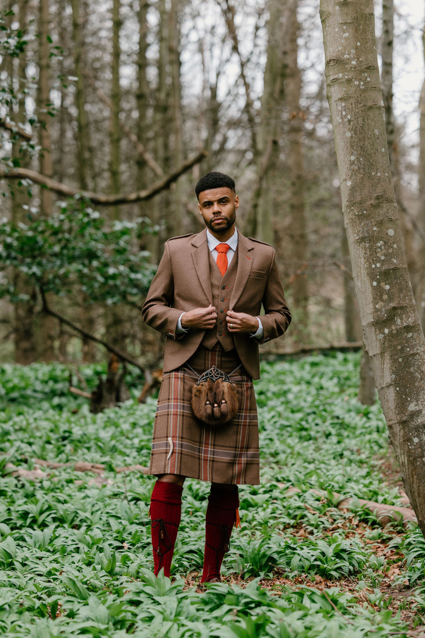 Model wearing the Bonnie Banks outfit in woodland