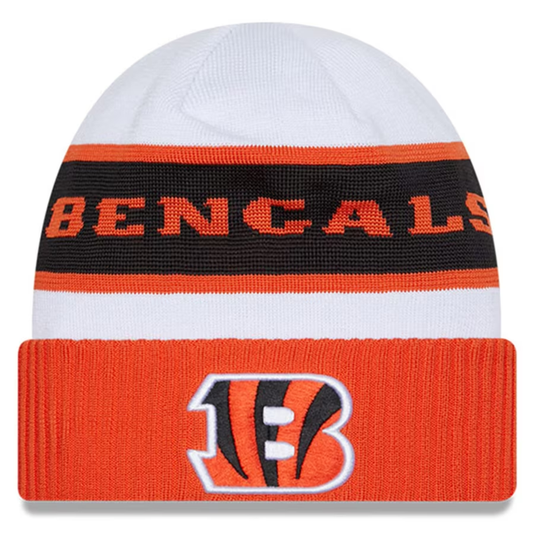 Cincinnati Bengals New Era White/Orange 2023 Sideline Tech Cuffed Knit Hat