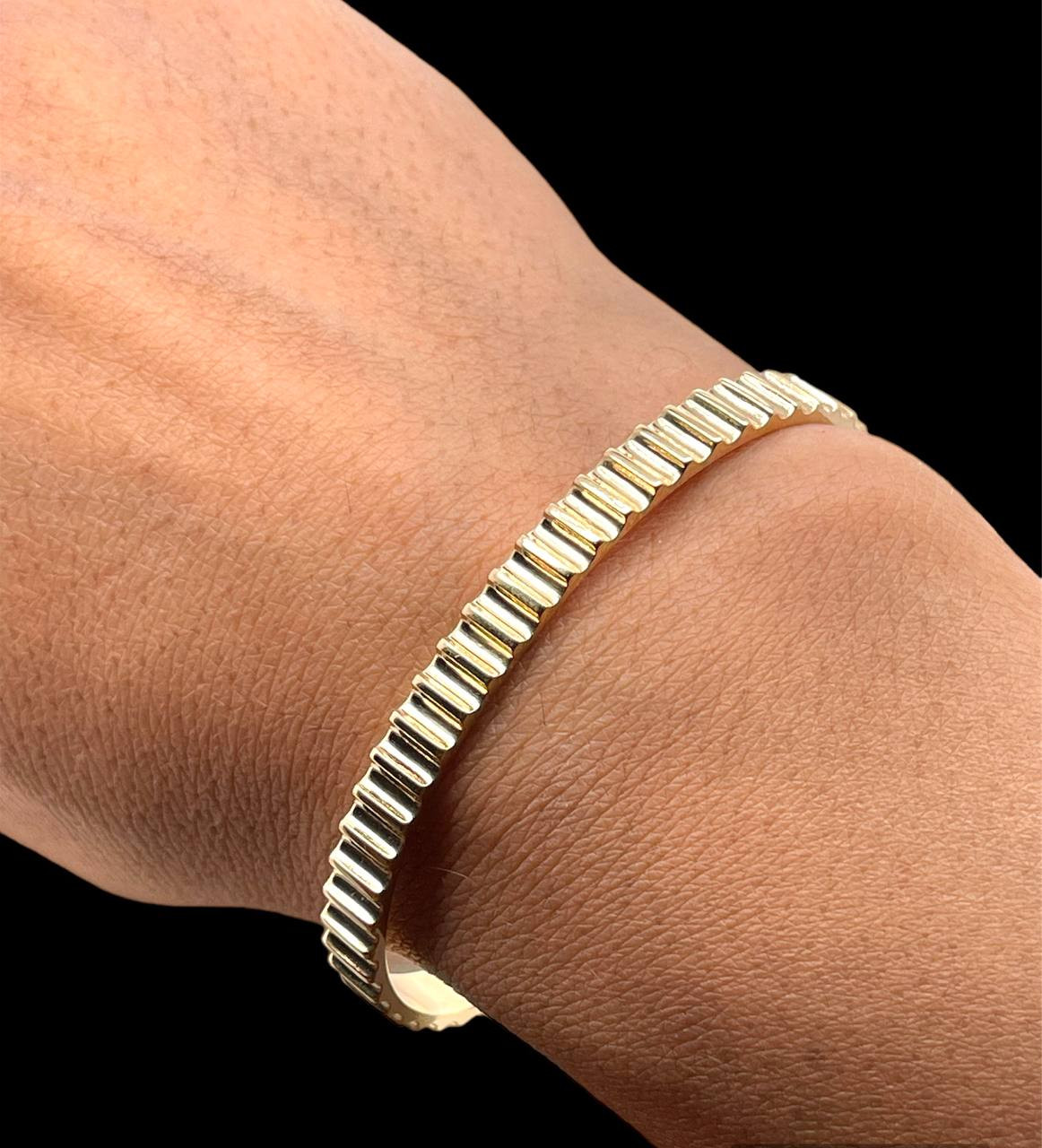 Buy 18K Gold Bracelet With 3 Tone (Grams: 22.62, Size: 20.8 cm) Online at  desertcartINDIA