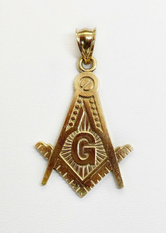 Solid Yellow Gold Free Mason Masonic Men Pendant 2 Grams