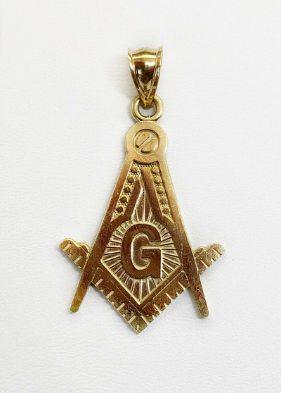 Solid Yellow Gold Free Mason Masonic Men Pendant 2 Grams