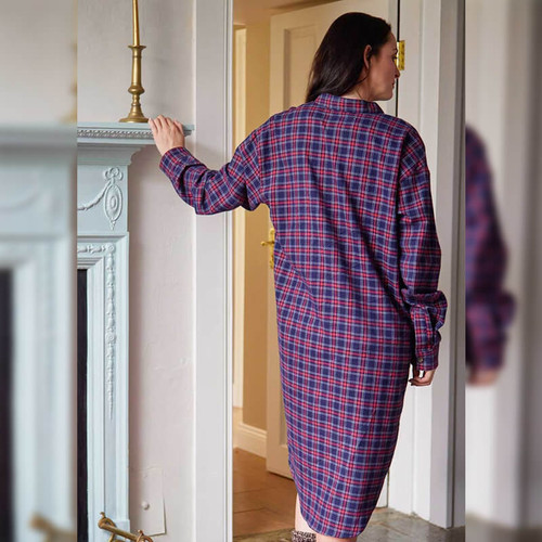 LV-FNS-Lv28 Ladies Cotton Flannel Tartan Nightshirt in Purple & Navy Back Side View Scottishwebstore.com