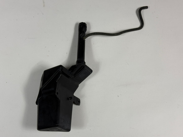 GM Coolant Reservoir - Sal23040