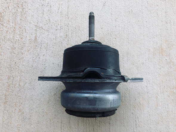 Ford Motor Mount - Sal11173