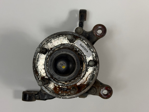 Ford Driver Front Knuckle with Hub - Sal07074