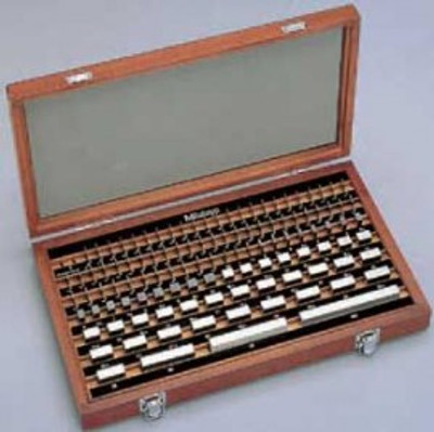 Mitutoyo 516-354-26 Metric Gauge Block Rectangular Ceramic Set, 56, grade 0 Mitutoyo 516-354-26 Metric Gauge Block Rectangular Ceramic Set, 56, grade 0
