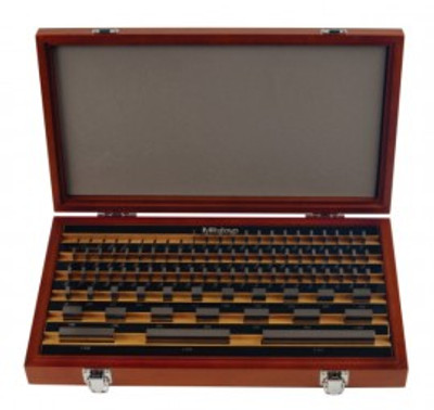 Mitutoyo 516-901-26 Inch Rectangular Steel Gauge Block Set, grade 00 Mitutoyo 516-901-26 Inch Rectangular Steel Gauge Block Set, grade 00