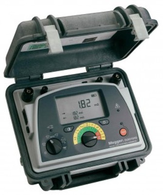 Megger 1008-075/1008-079 Digital Low Resistance Ohmmeter, 10A, W/ Duplex Handspikes & Test Leads Megger 1008-075/1008-079 Digital Low Resistance Ohmmeter, 10A, W/ Duplex Handspikes & Test Leads