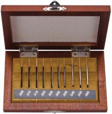 Mitutoyo 516-902-26 Rectangular Gauge Block Kit, 81 pieces, steel Mitutoyo 516-902-26 Rectangular Gauge Block Kit, 81 pieces, steel