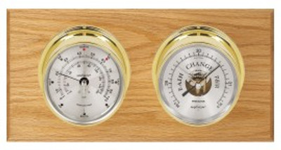 Maximum Portland Two-Instrument Weather Station with oak panel, brass case, silver dial Maximum Portland Two-Instrument Weather Station with oak panel, brass case, silver dial