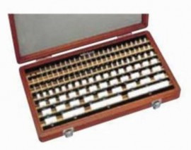 Mitutoyo 516-337-60 Metric Gauge Block Rectangular Ceramic Set, 00 grade, JIS
