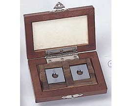 Mitutoyo 516-803-26 Metric Gauge Block Rectangular Steel Set, 2, grade 0