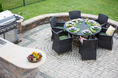 The Complete Guide to Specifying Premium Outdoor Living Products for Residential and Commercial Spaces