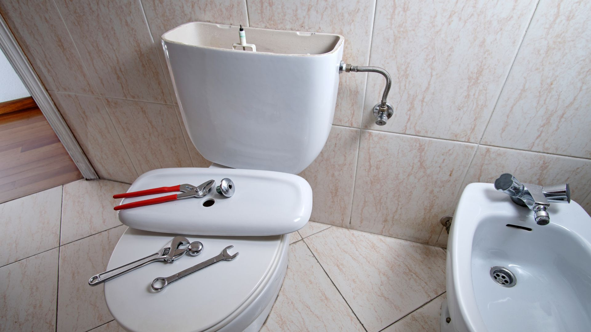 Why Is My Toilet Bubbling? NuvoH2O