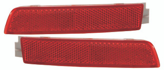 2012 Nissan Juke Bumper Reflector Rear Pair Set Left Driver and Passenger Right Side