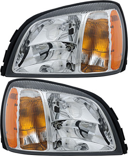 2004-2005 Cadillac DeVille Headlights Driver Left and Passenger Right Side Halogen