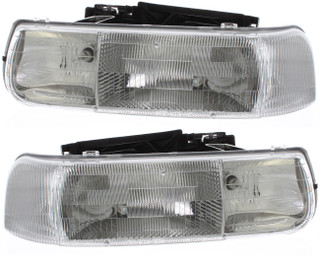 1999-2002 Chevrolet Silverado 1500 Headlights Driver Left and Passenger Right Side Halogen