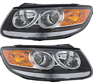 2012 Hyundai Santa Fe Headlights Driver Left and Passenger Right Side Halogen Black Trim