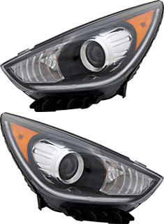 2017-2019 Kia Niro Headlights Driver Left and Passenger Right Side Halogen