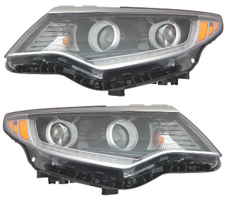 2016-2017 Kia Optima Headlights Driver Left and Passenger Right Side Halogen