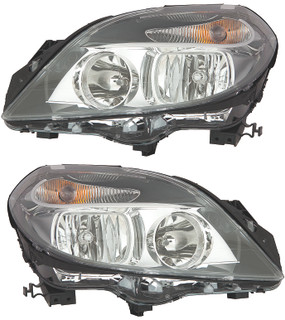 2015-2016 Mercedes Benz B Class Headlights Driver Left and Passenger Right Side Halogen