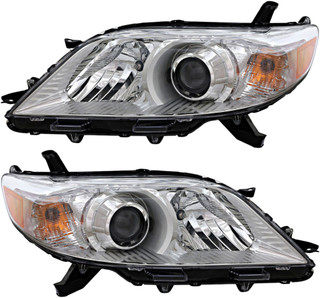 2011-2019 Toyota Sienna Base/LE/XLE Headlights Driver Left and Passenger Right Side Halogen