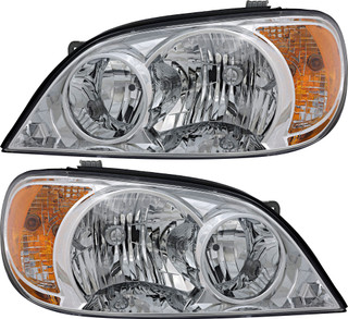 2002-2005 Kia Sedona Headlights Driver Left and Passenger Right Side Halogen