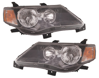 2009 Mitsubishi Outlander Headlights Driver Left and Passenger Right Side Halogen