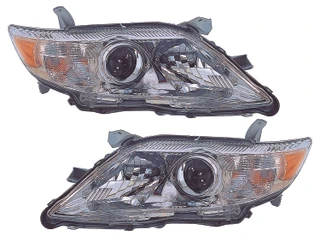 2010-2011 Toyota Camry Headlights Driver Left and Passenger Right Side Halogen Japan Built