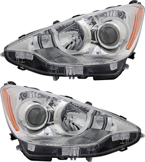 2012-2014 Toyota Prius C Headlights Driver Left and Passenger Right Side Halogen