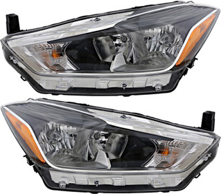 2018-2019 Nissan Kicks S,SV Headlights Driver Left and Passenger Right Side Halogen